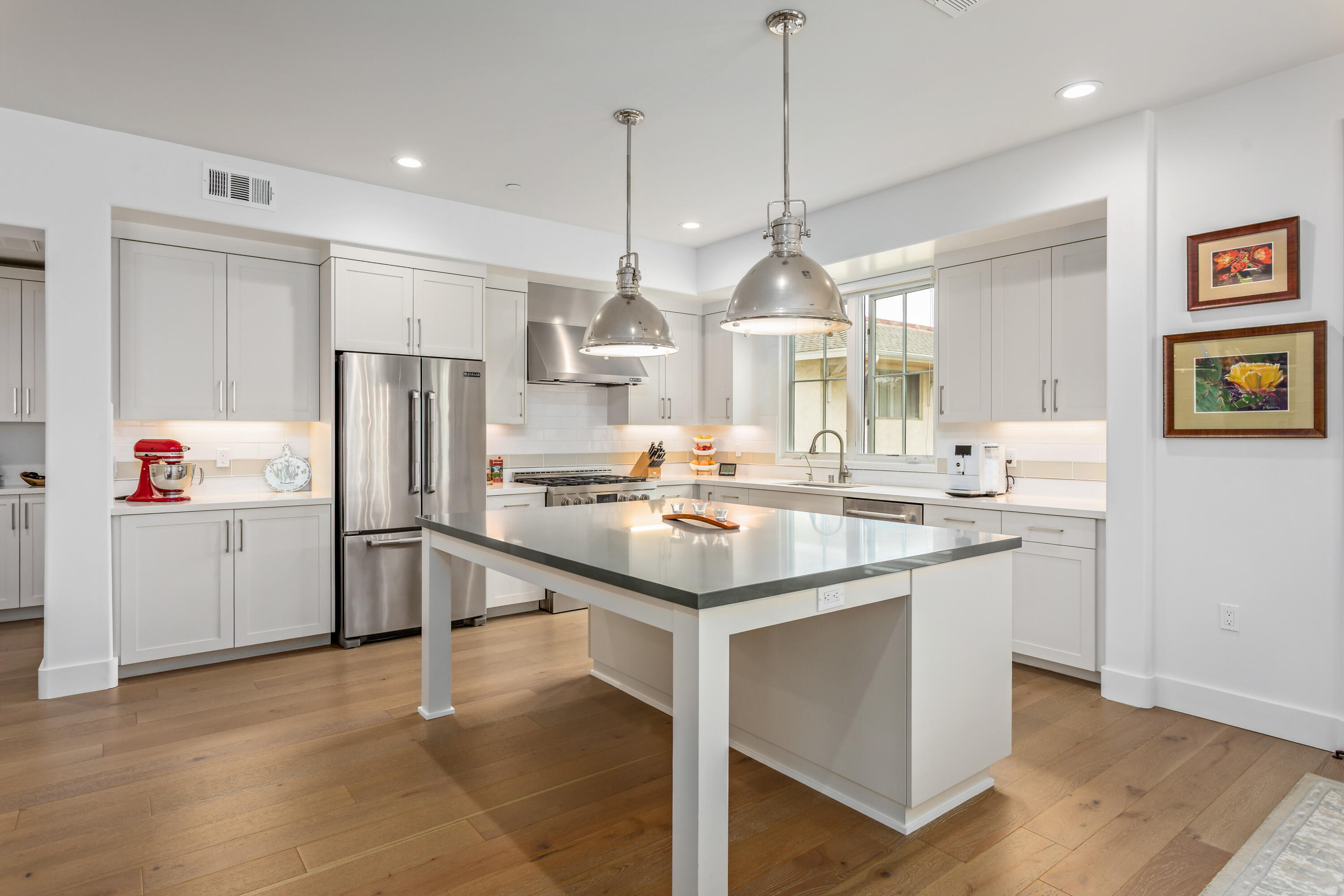 3726 State Street 204