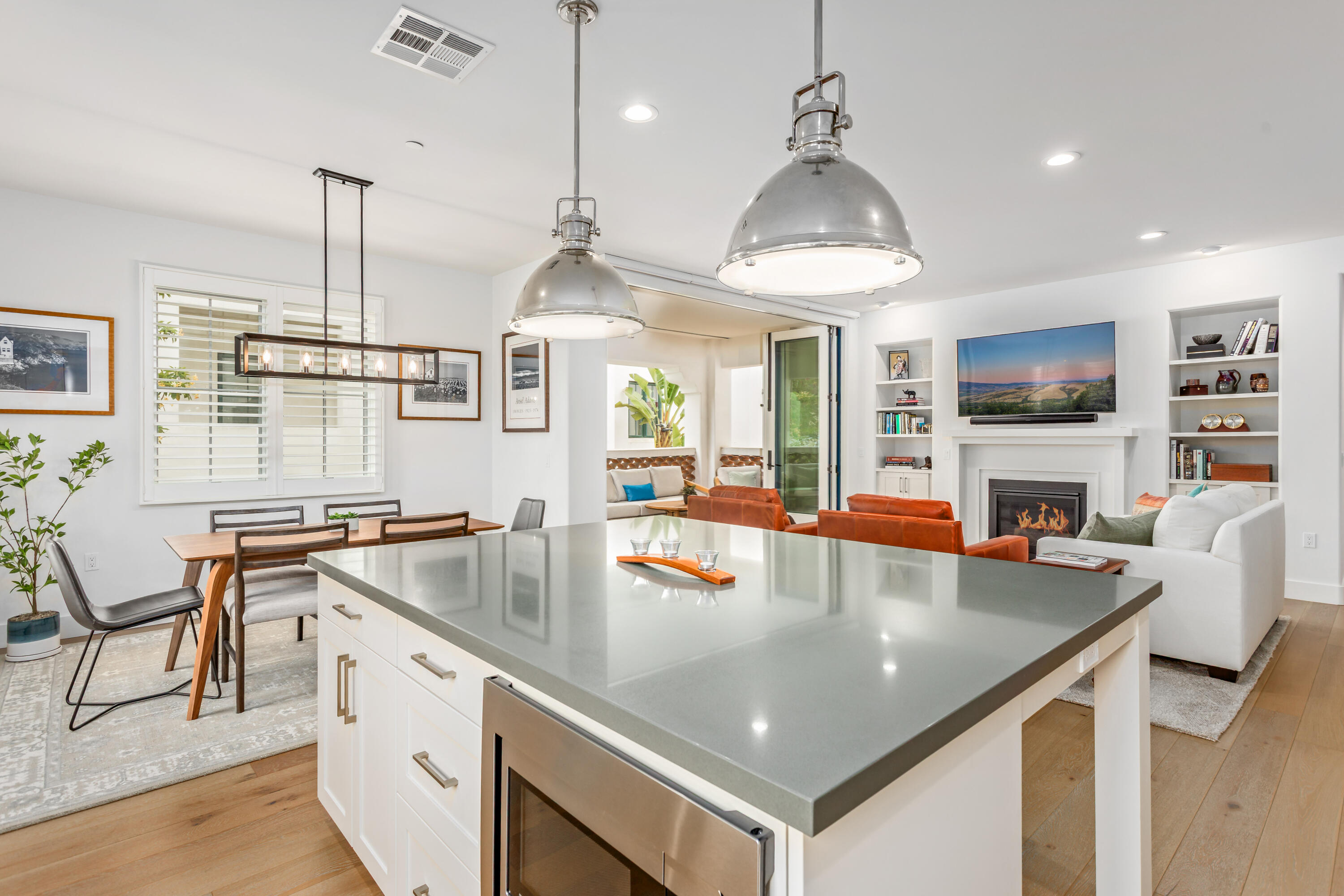 3726 State Street 204