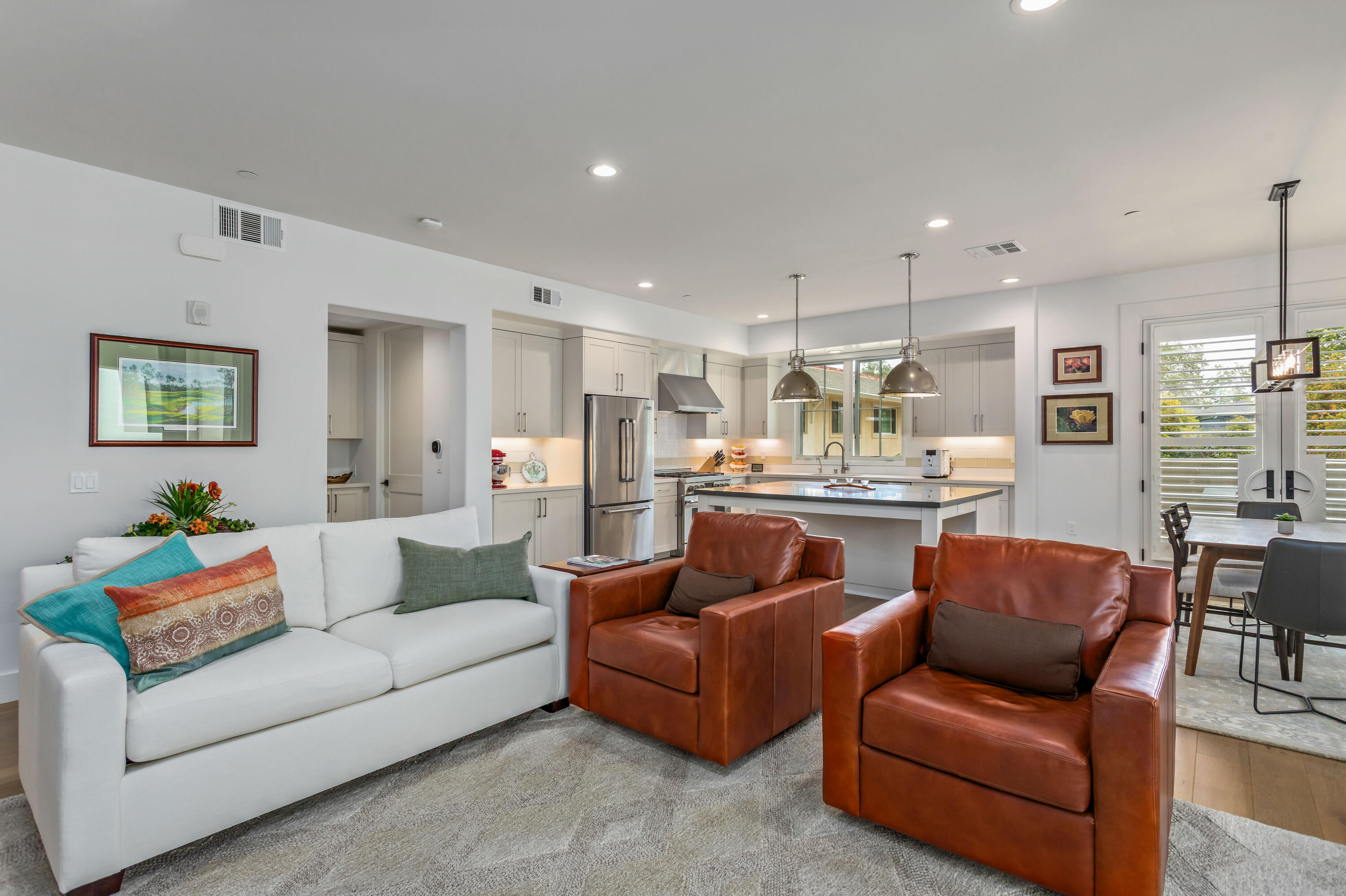 3726 State Street 204