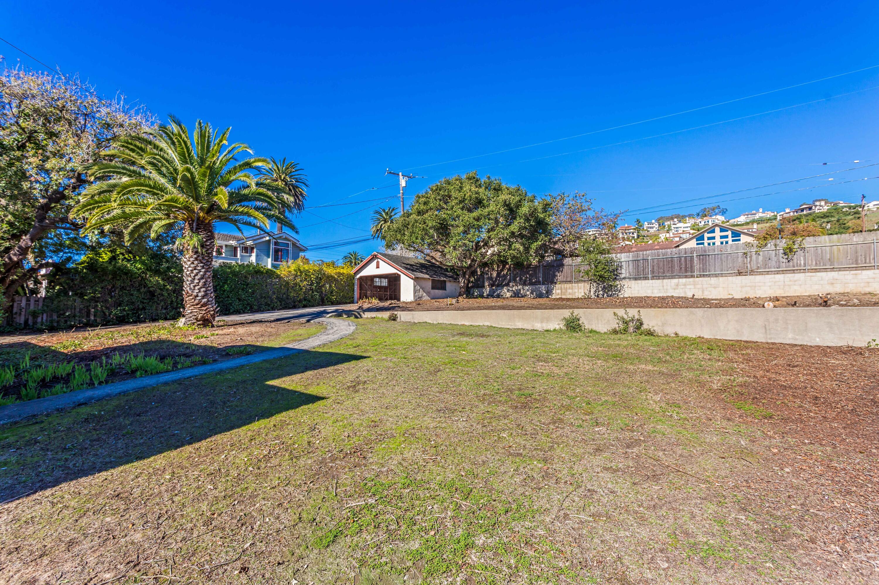 1432 San Miguel Avenue