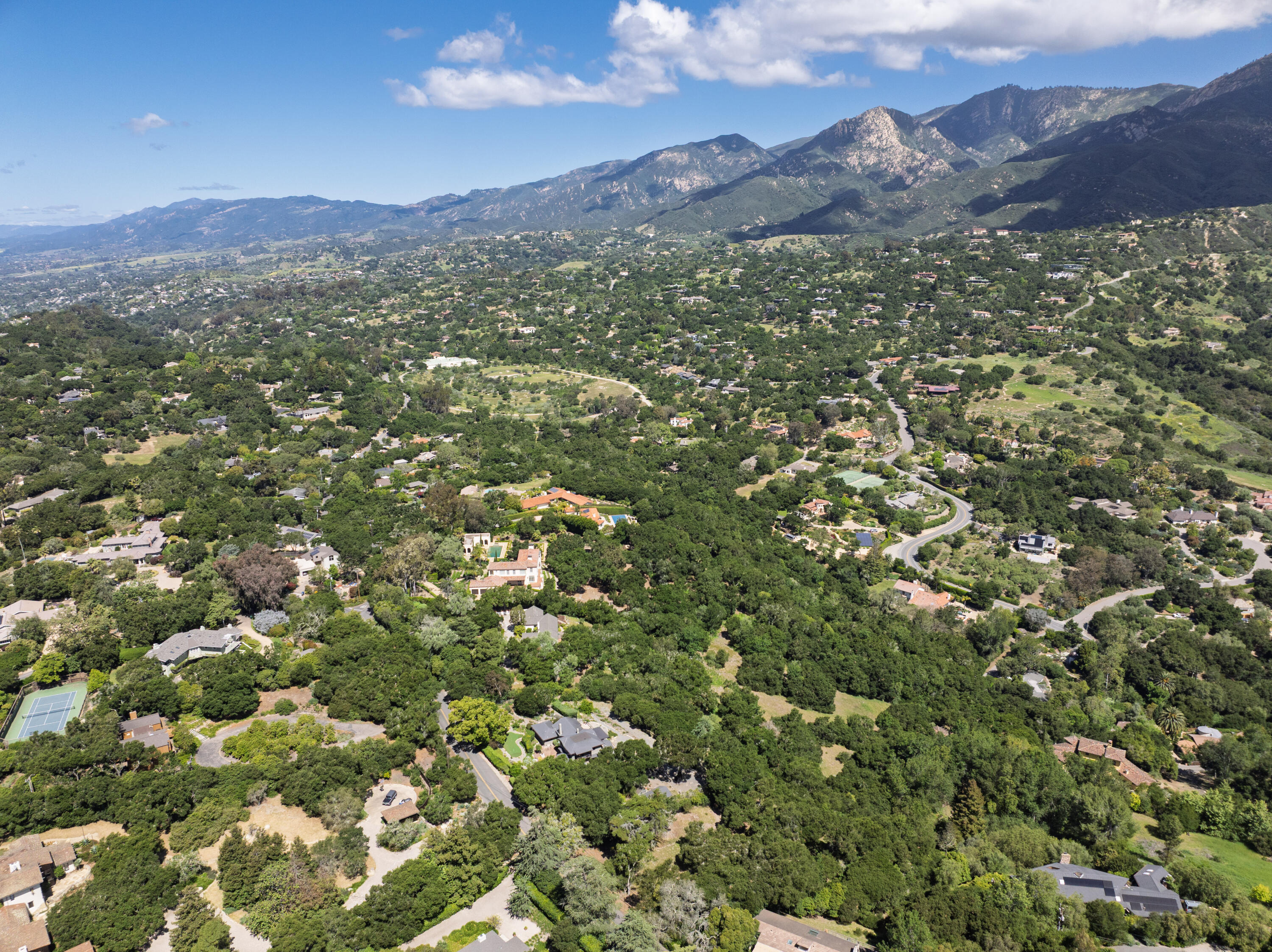 1208 Las Alturas Road