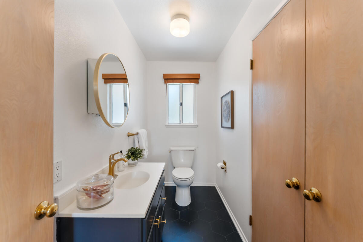 4548 Camino Molinero