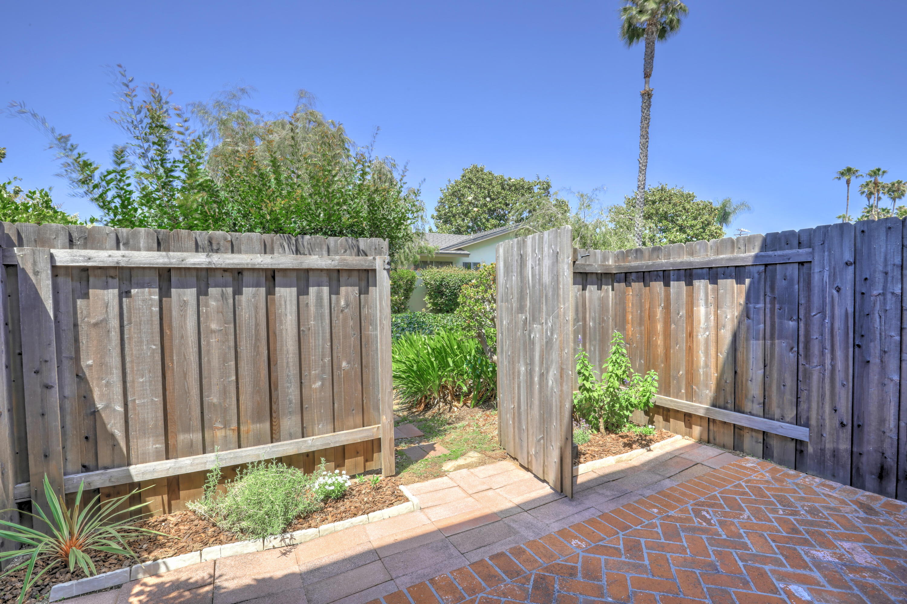 5006 Ponderosa Way