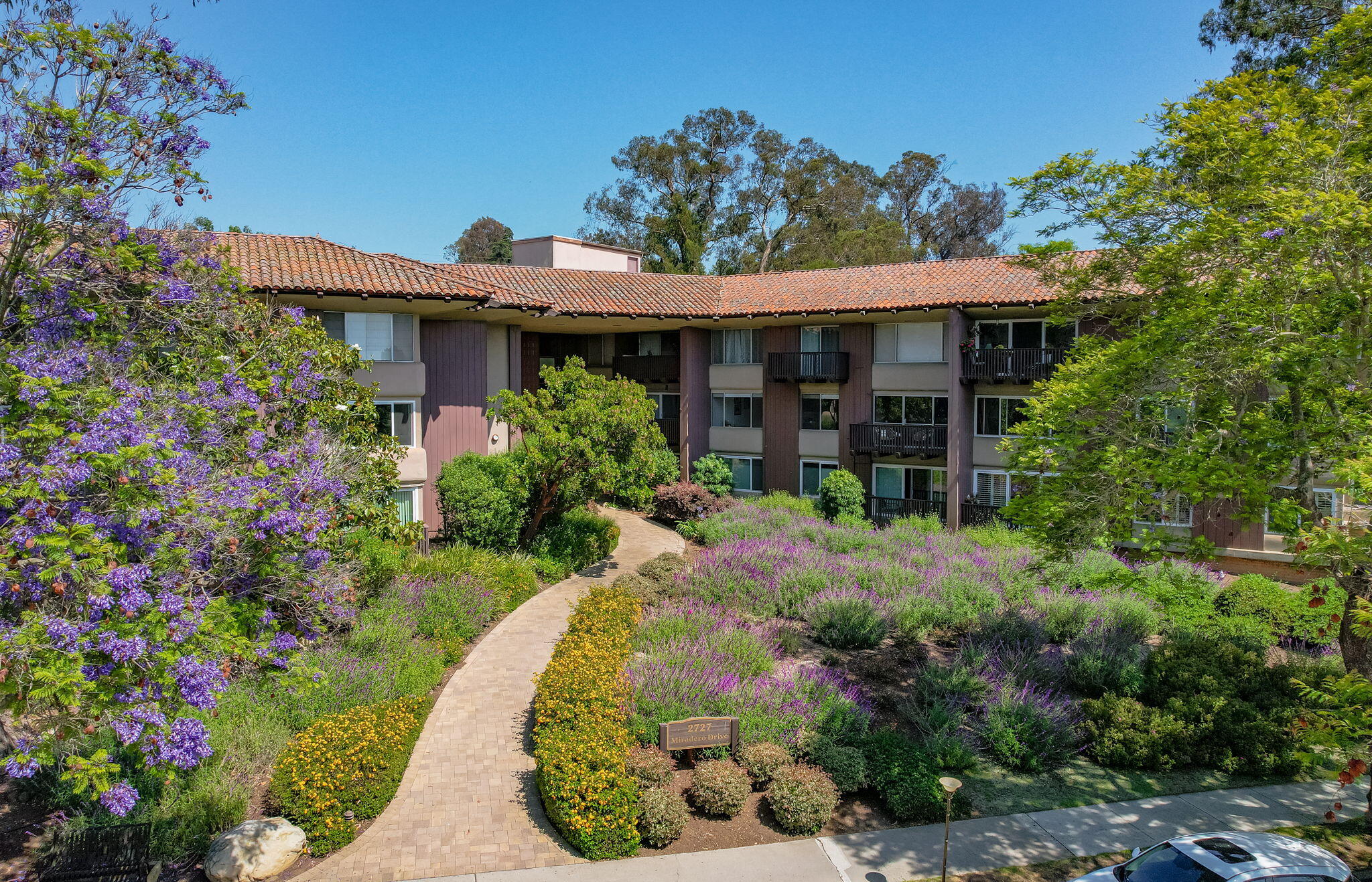 2727 Miradero Drive #203