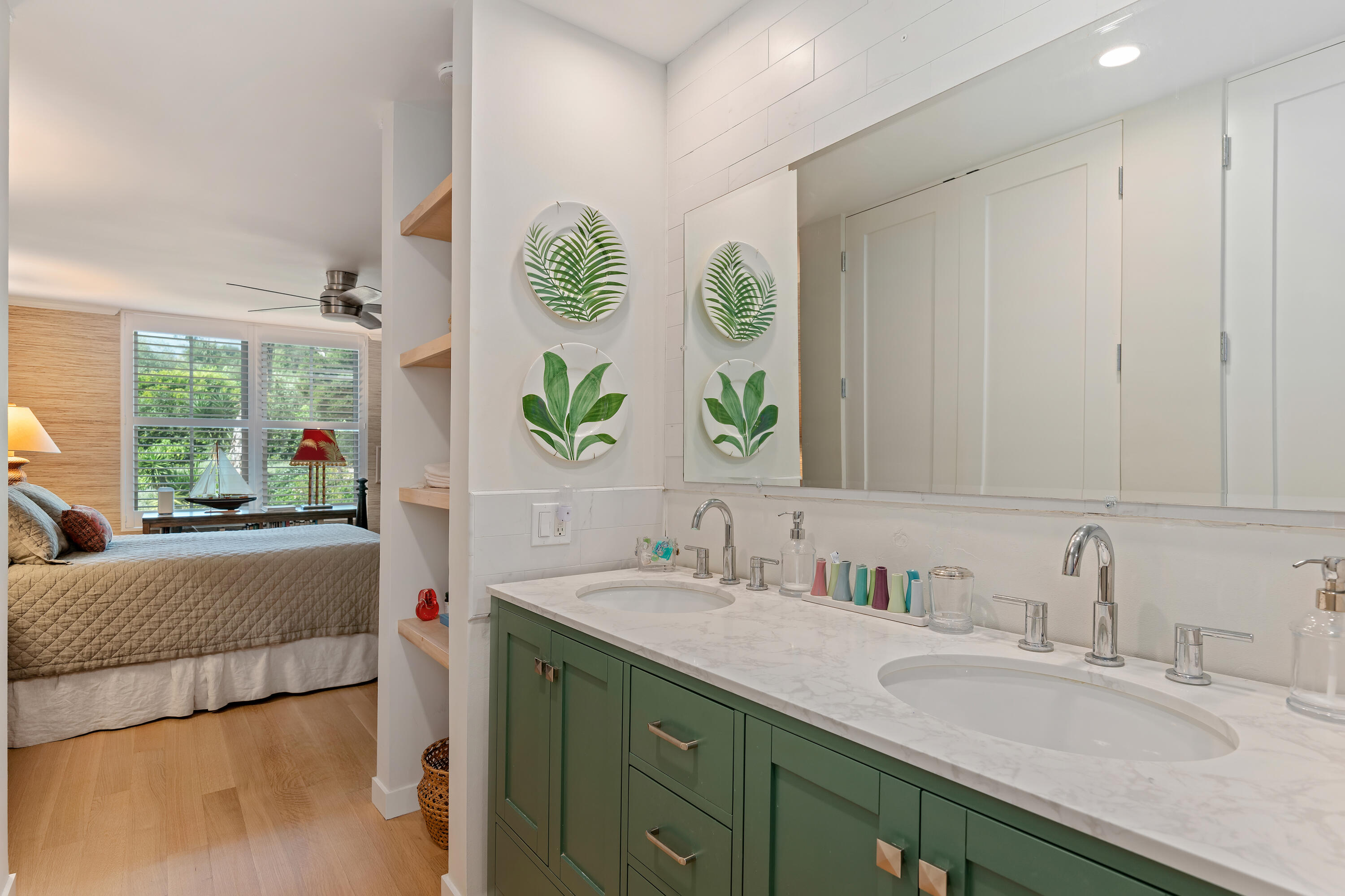 1220 Coast Village Road 303