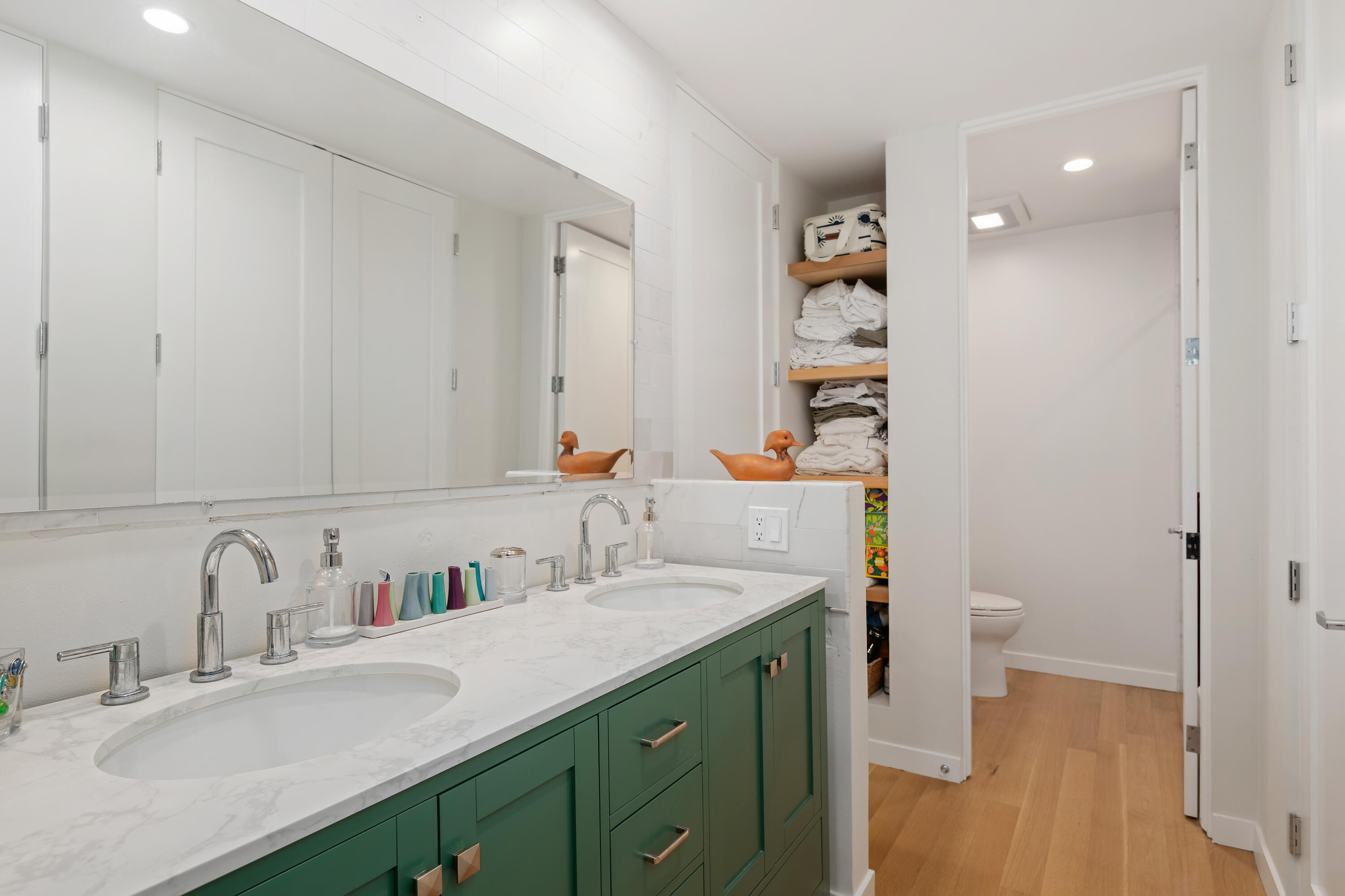 1220 Coast Village Road 303