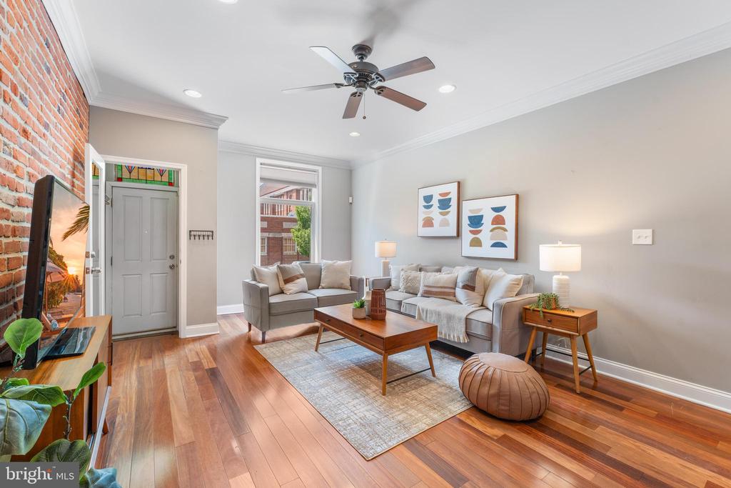 3426 FAIT AVENUE