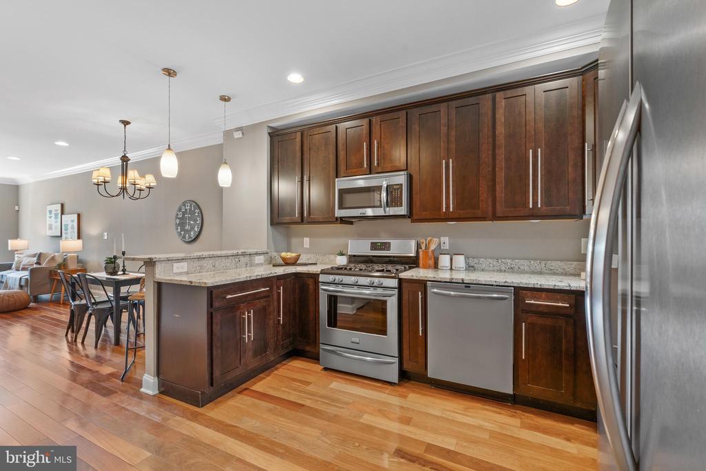 3426 FAIT AVENUE