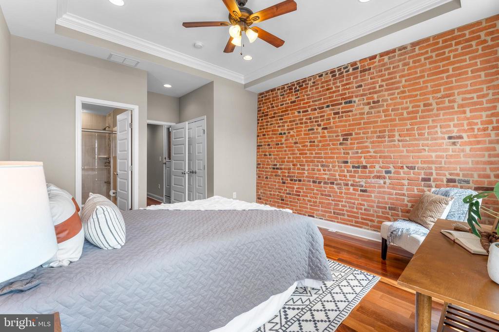3426 FAIT AVENUE
