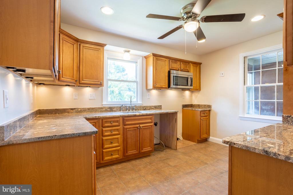 6518 DOGWOOD ROAD