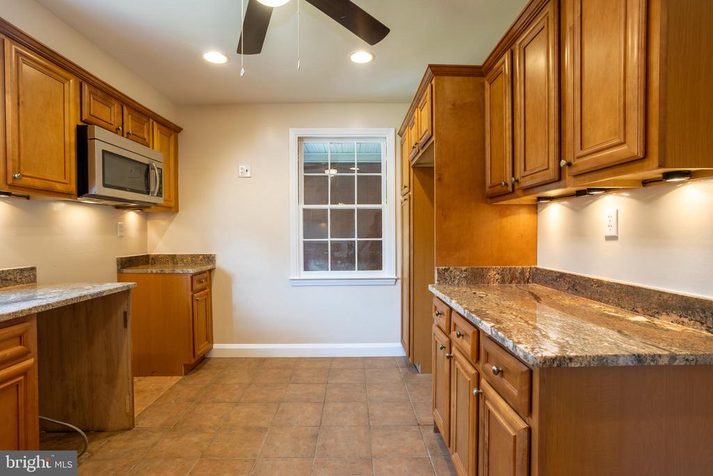 6518 DOGWOOD ROAD