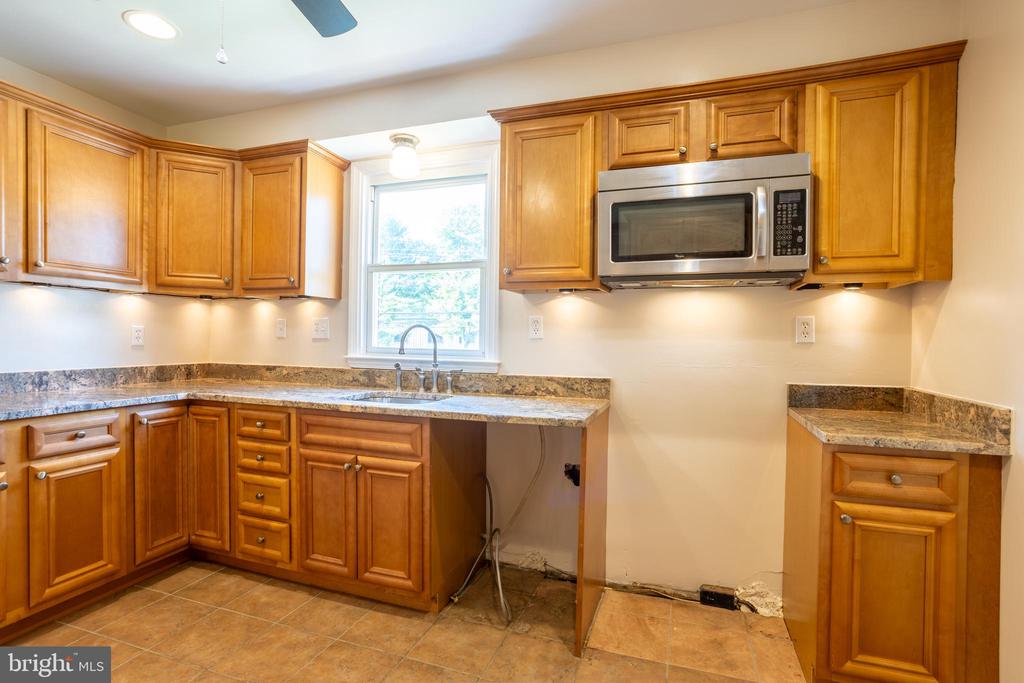 6518 DOGWOOD ROAD