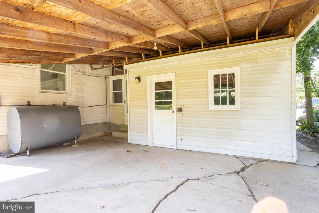 6518 DOGWOOD ROAD