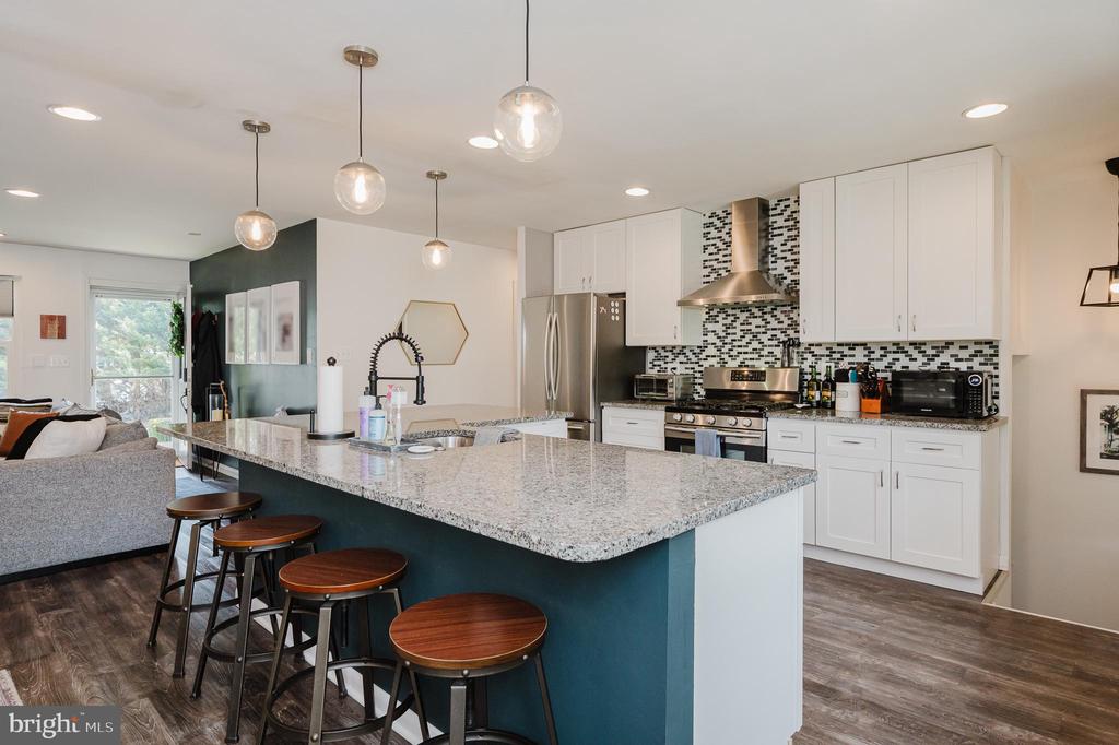 10202 DAVENTRY DRIVE