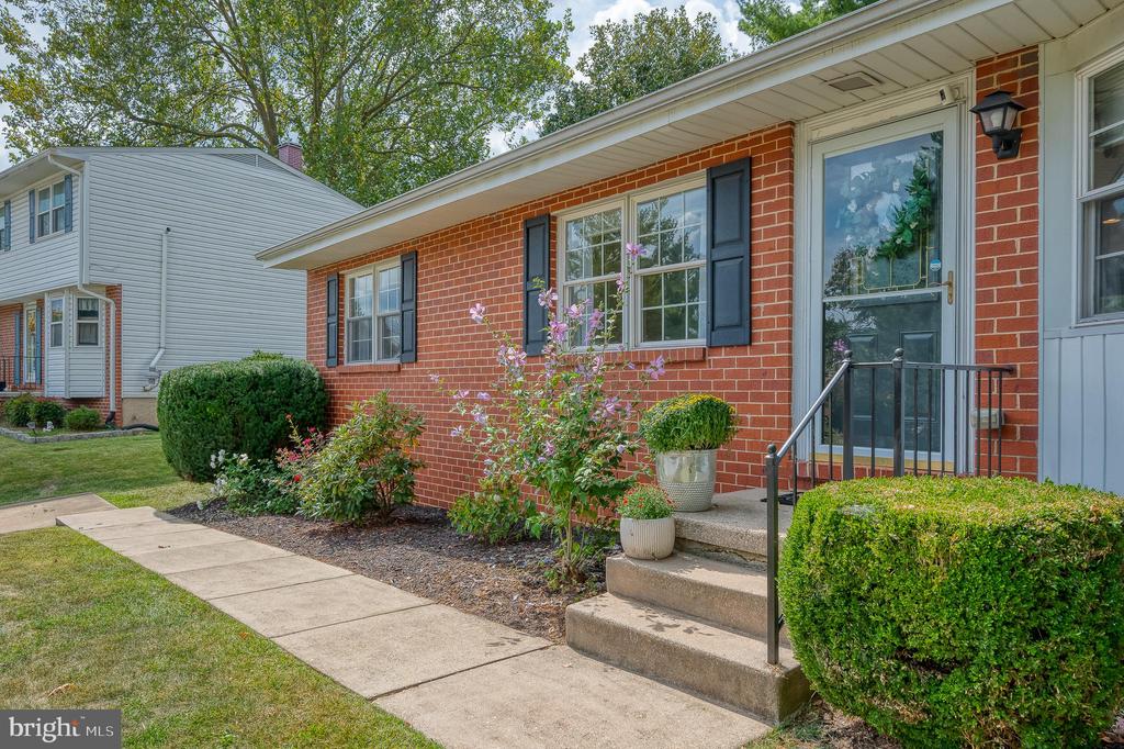 10202 DAVENTRY DRIVE