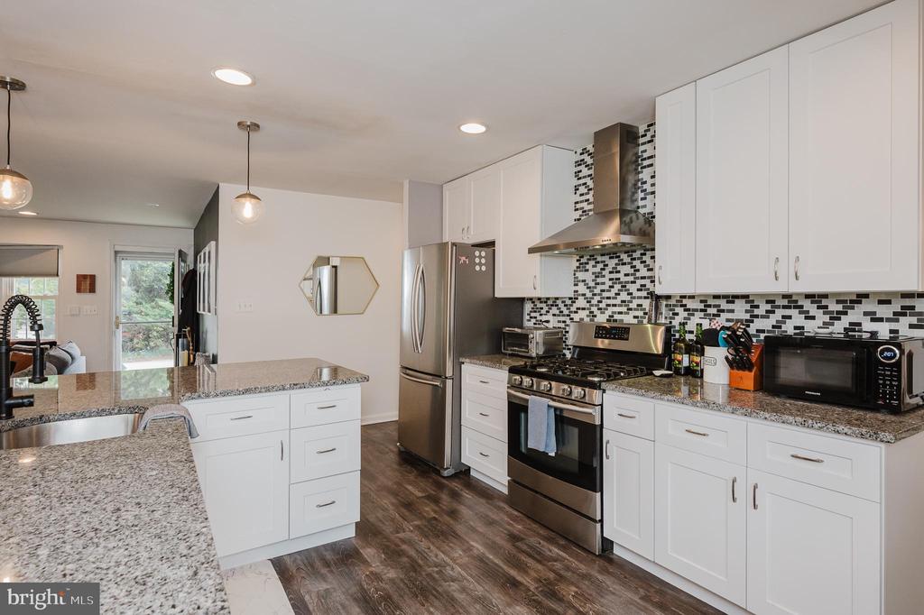 10202 DAVENTRY DRIVE
