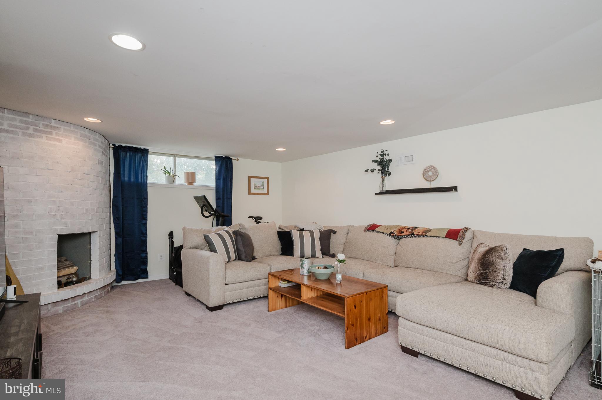 10202 DAVENTRY DRIVE