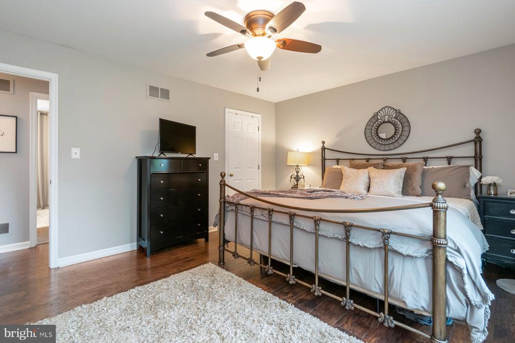 408 STACY LEE COURT