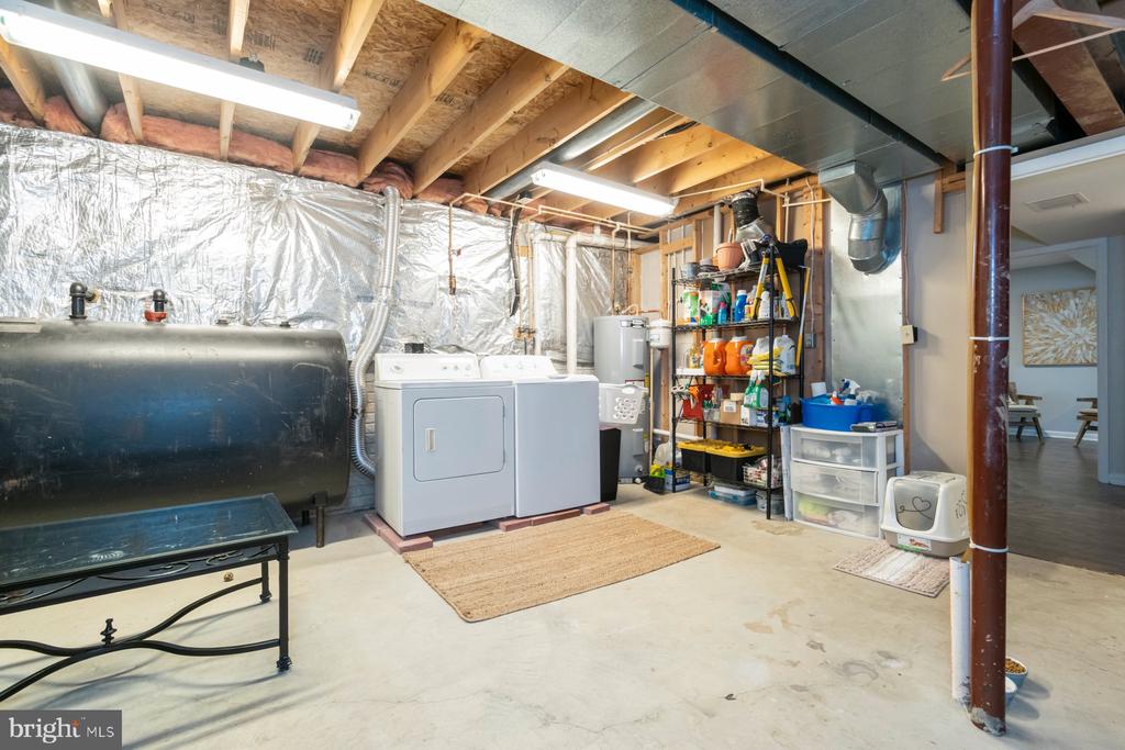 408 STACY LEE COURT