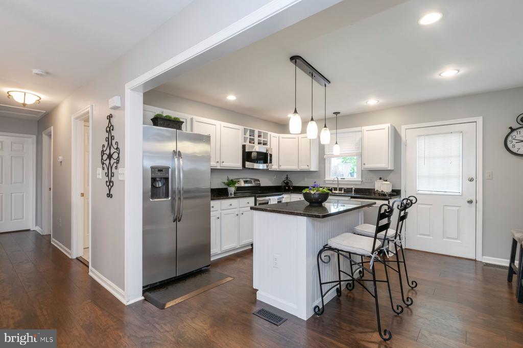 408 STACY LEE COURT