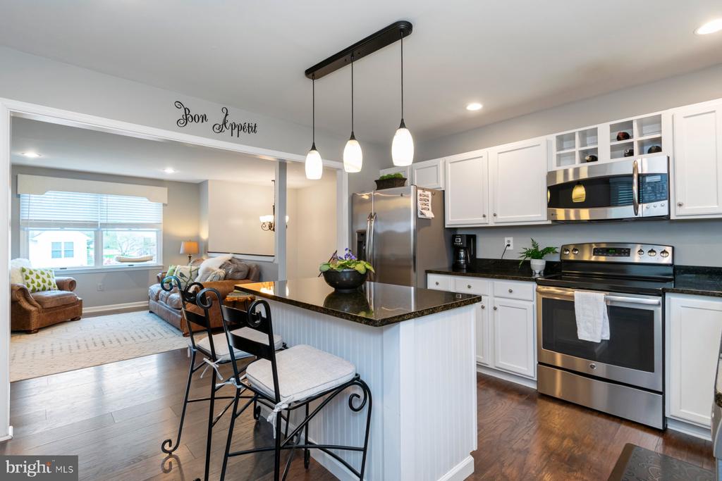 408 STACY LEE COURT