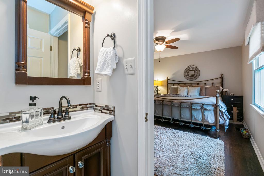 408 STACY LEE COURT