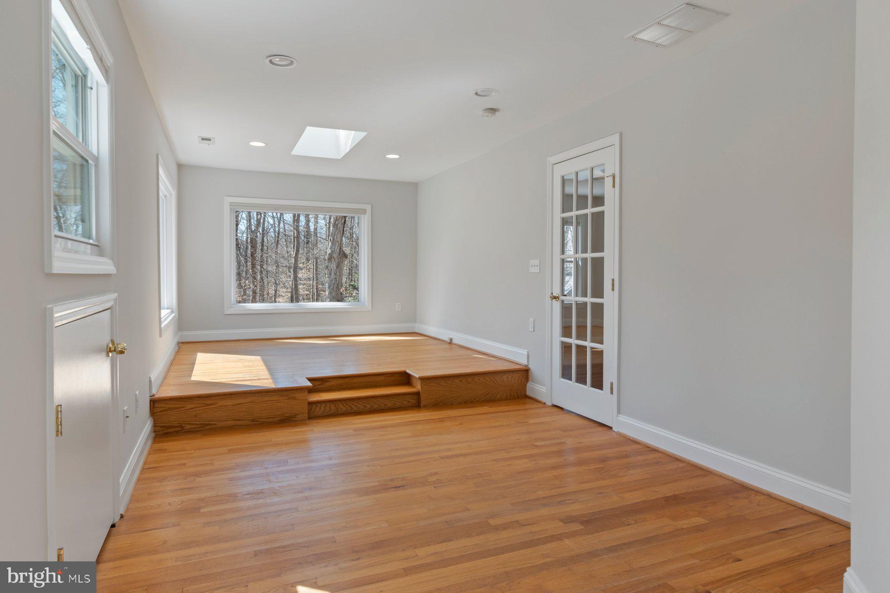 10401 NORTHDALE ROAD