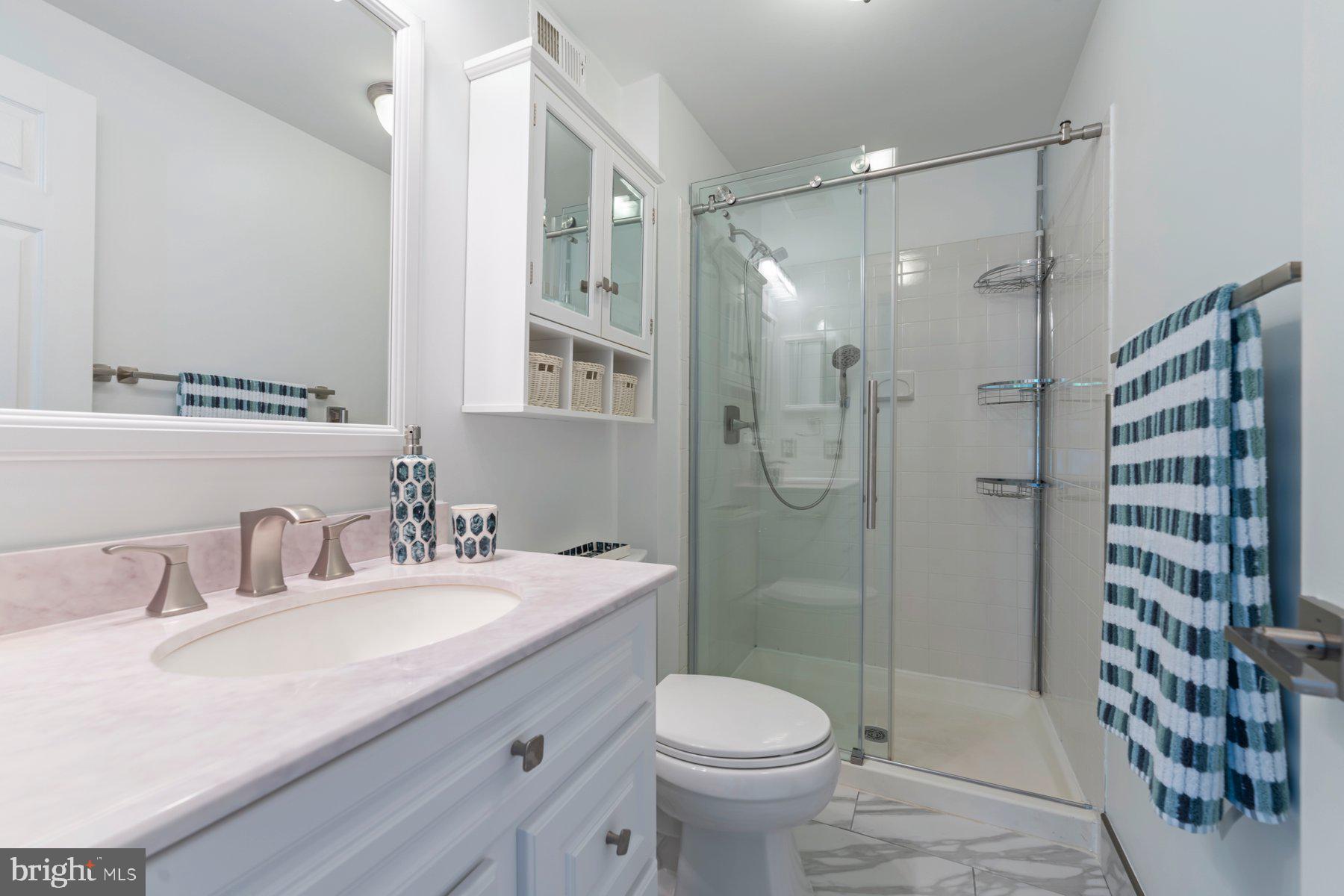 8124 WOODWARD STREET