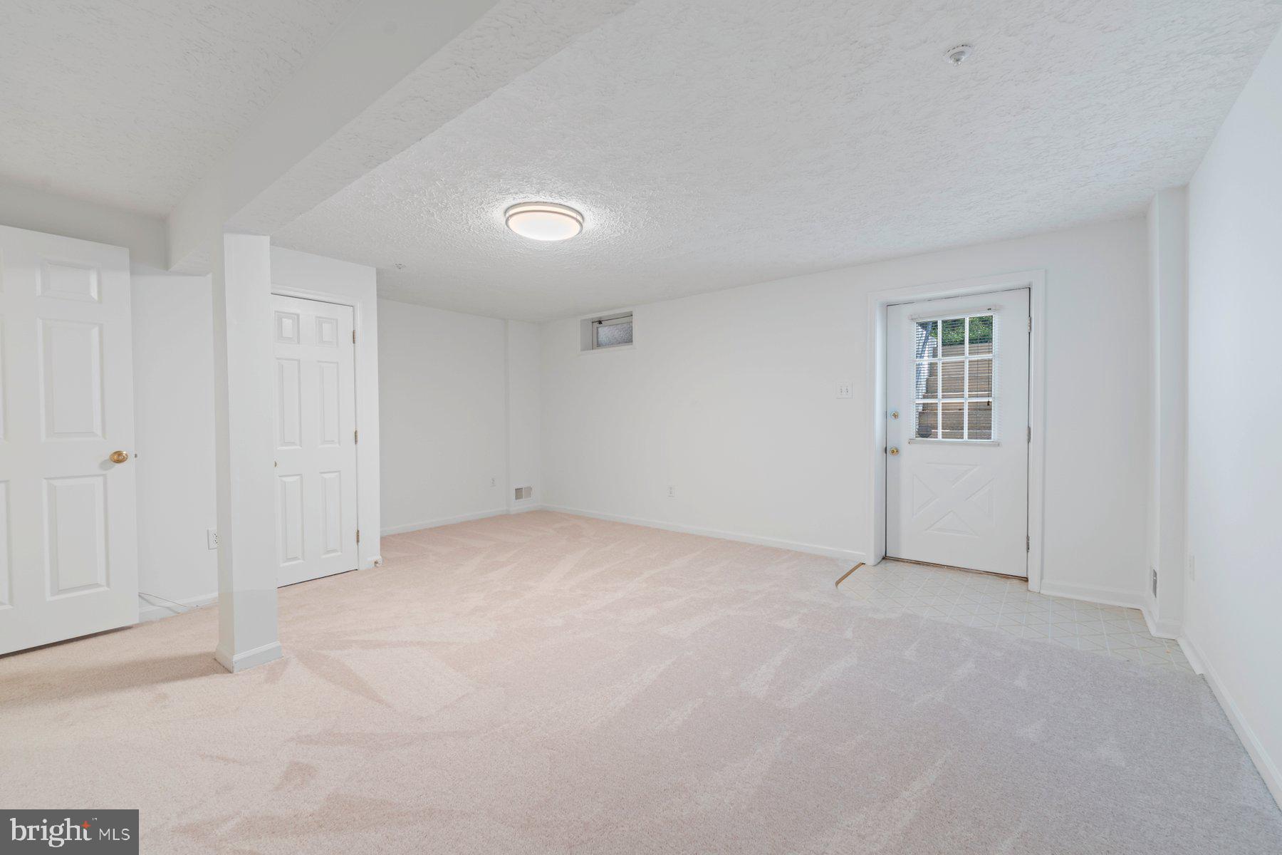 8124 WOODWARD STREET