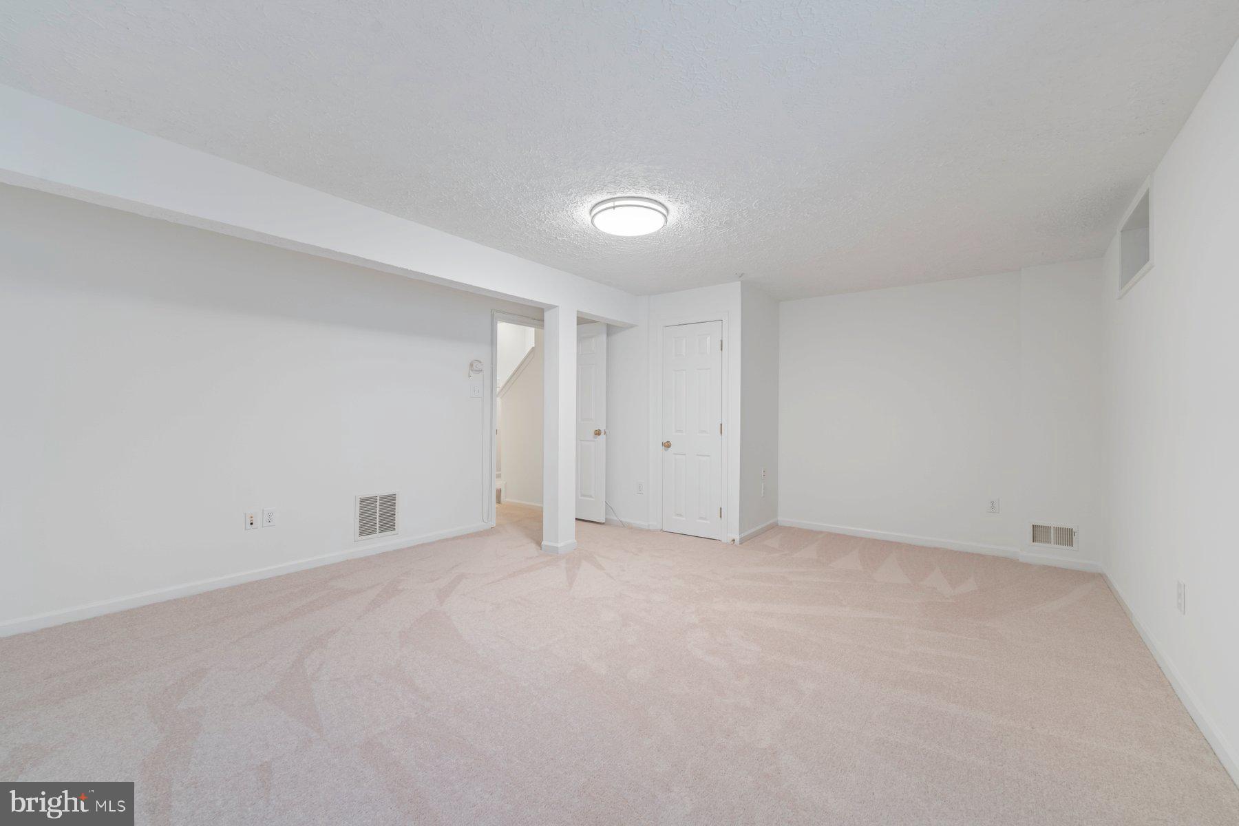 8124 WOODWARD STREET