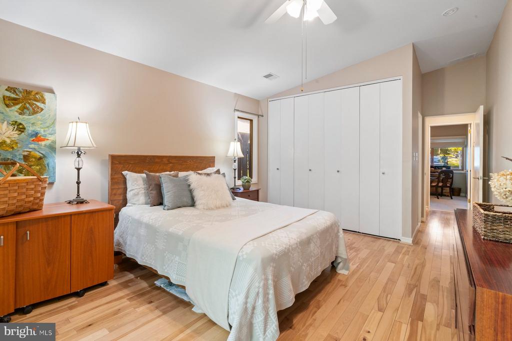 6340 SUNNY SPRING