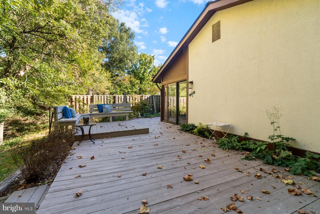 6340 SUNNY SPRING