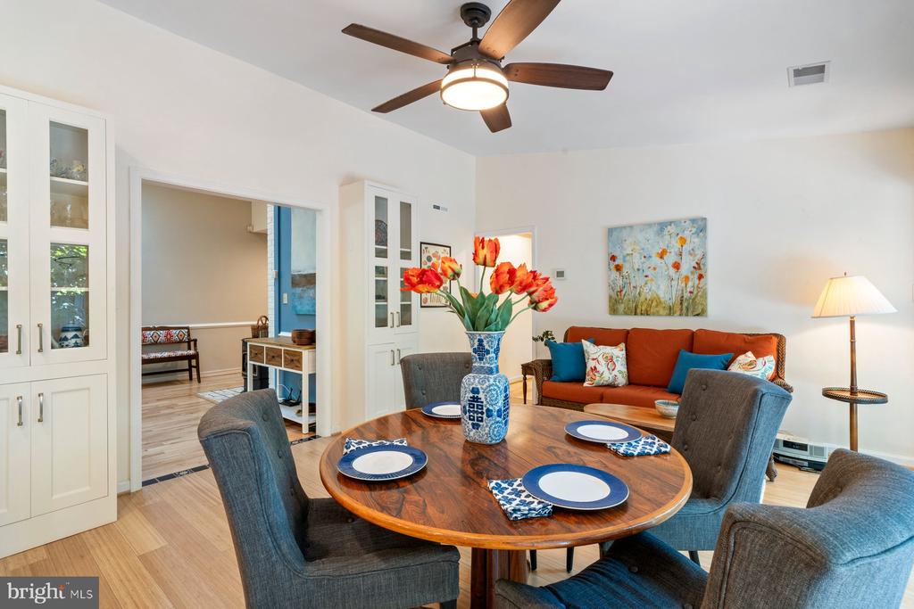 6340 SUNNY SPRING