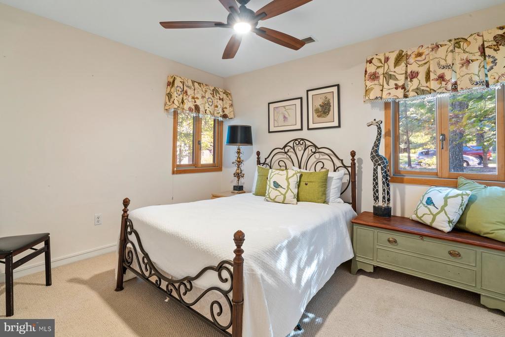 6340 SUNNY SPRING