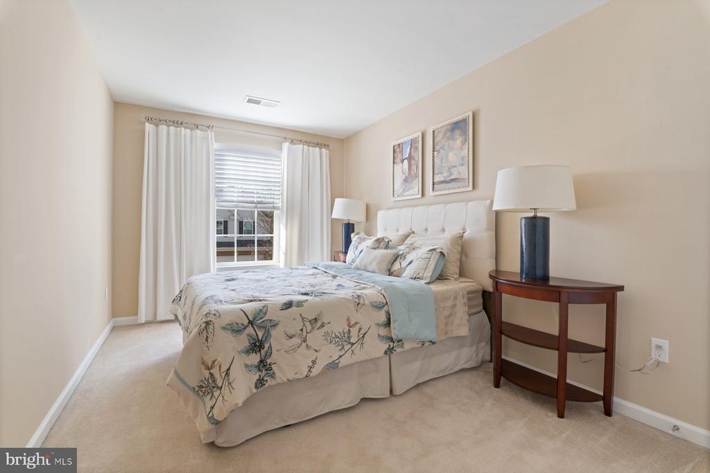 8538 DINA LANE 48