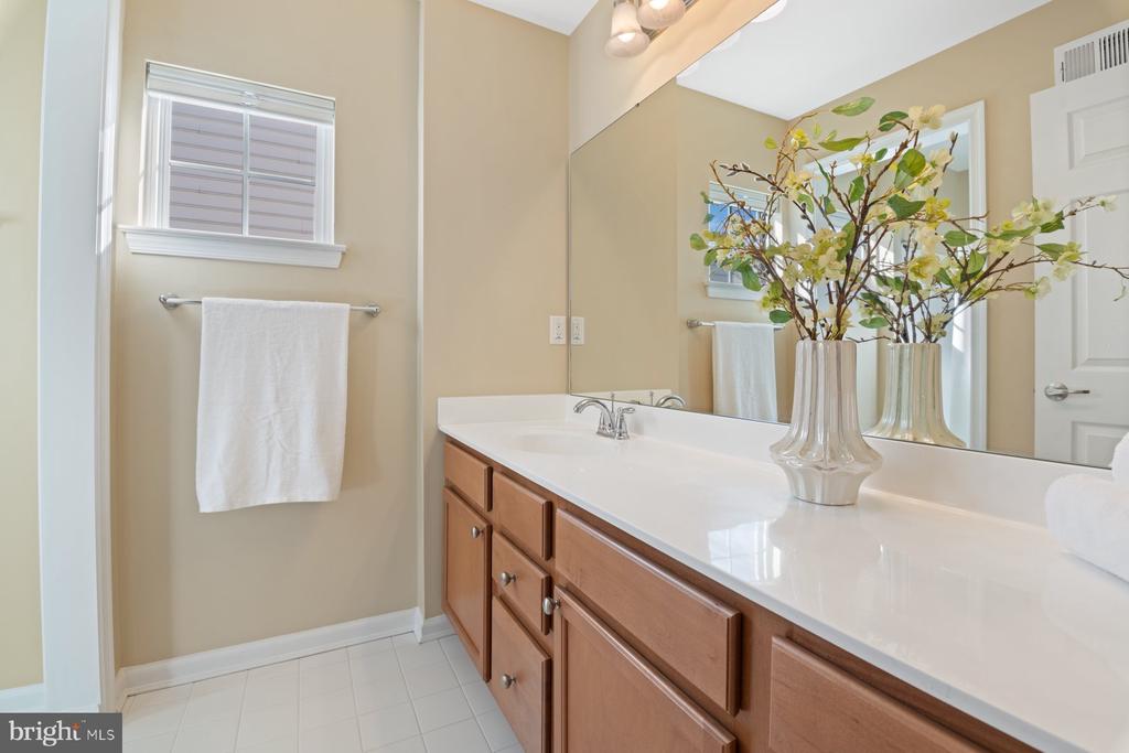 8538 DINA LANE 48