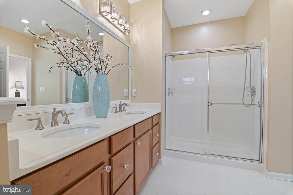 8538 DINA LANE 48