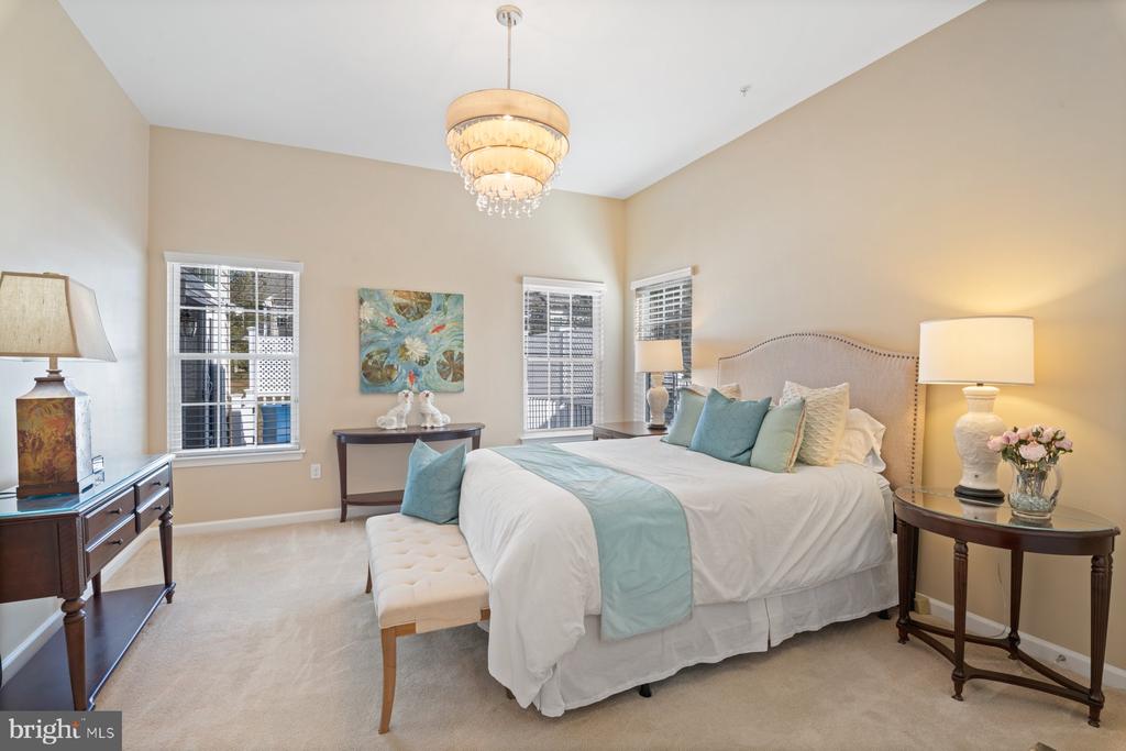 8538 DINA LANE 48