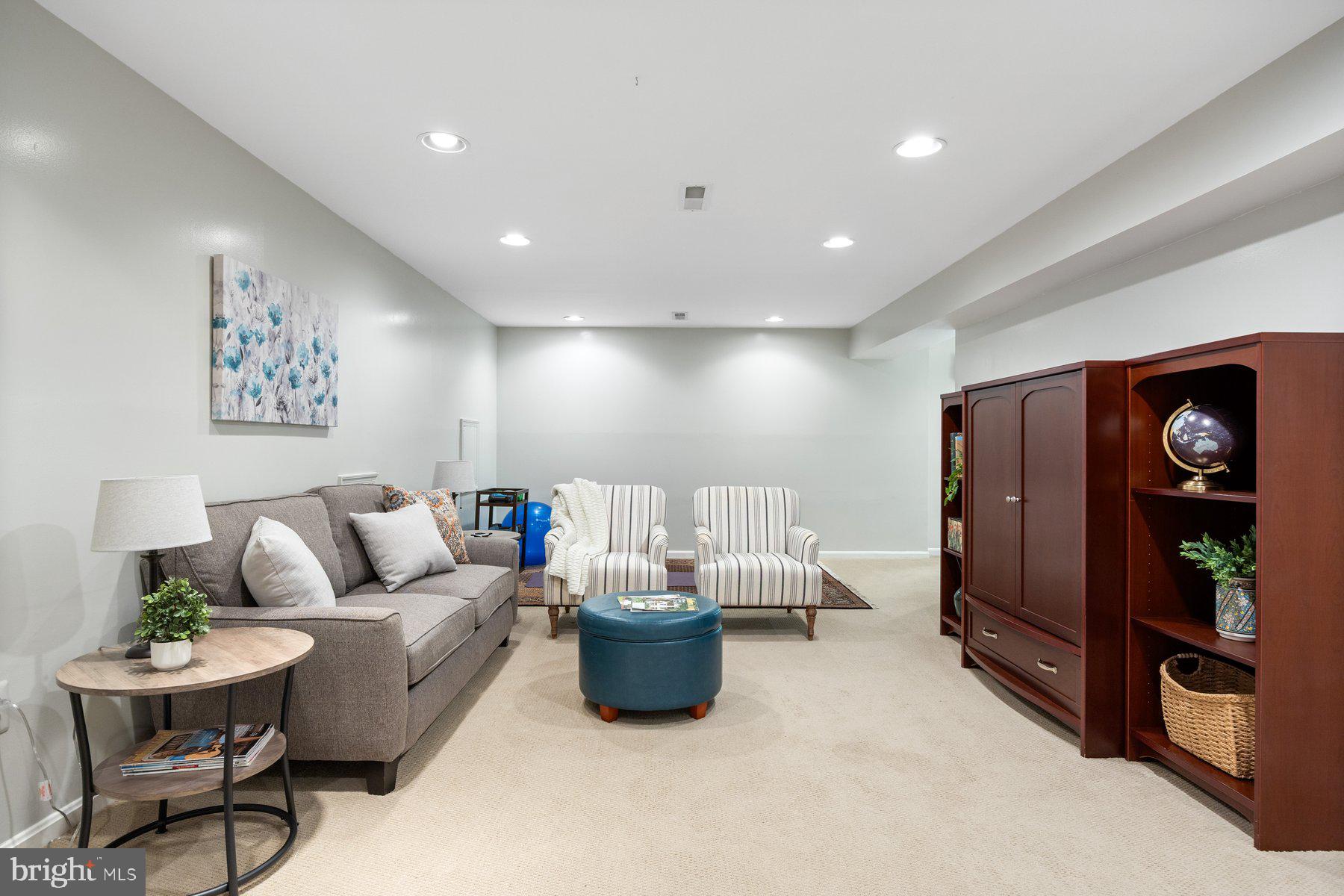 7185 RIVERS EDGE ROAD