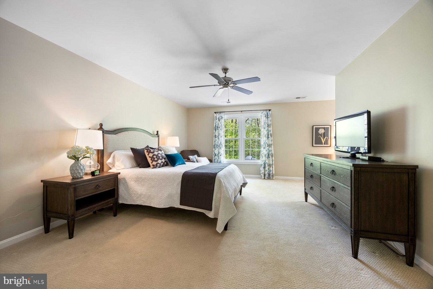 7185 RIVERS EDGE ROAD