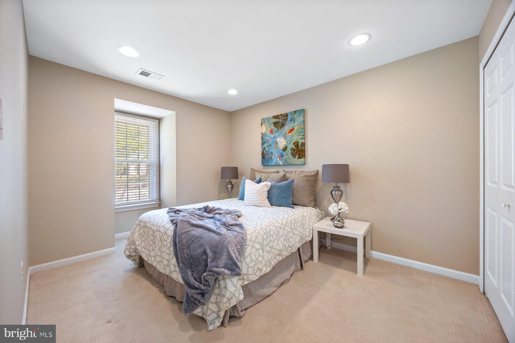 7185 RIVERS EDGE ROAD