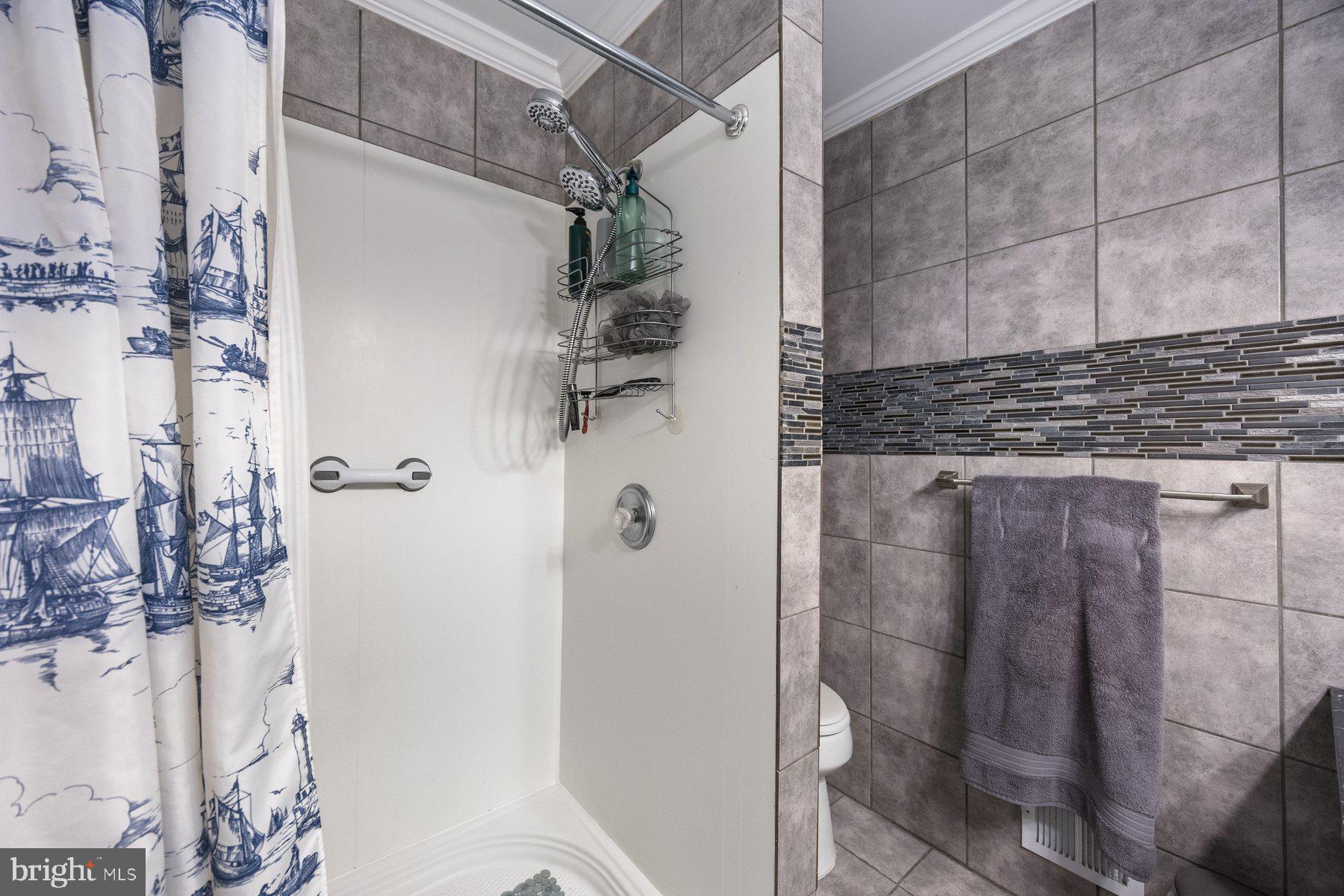 5358 ELIOTS OAK ROAD