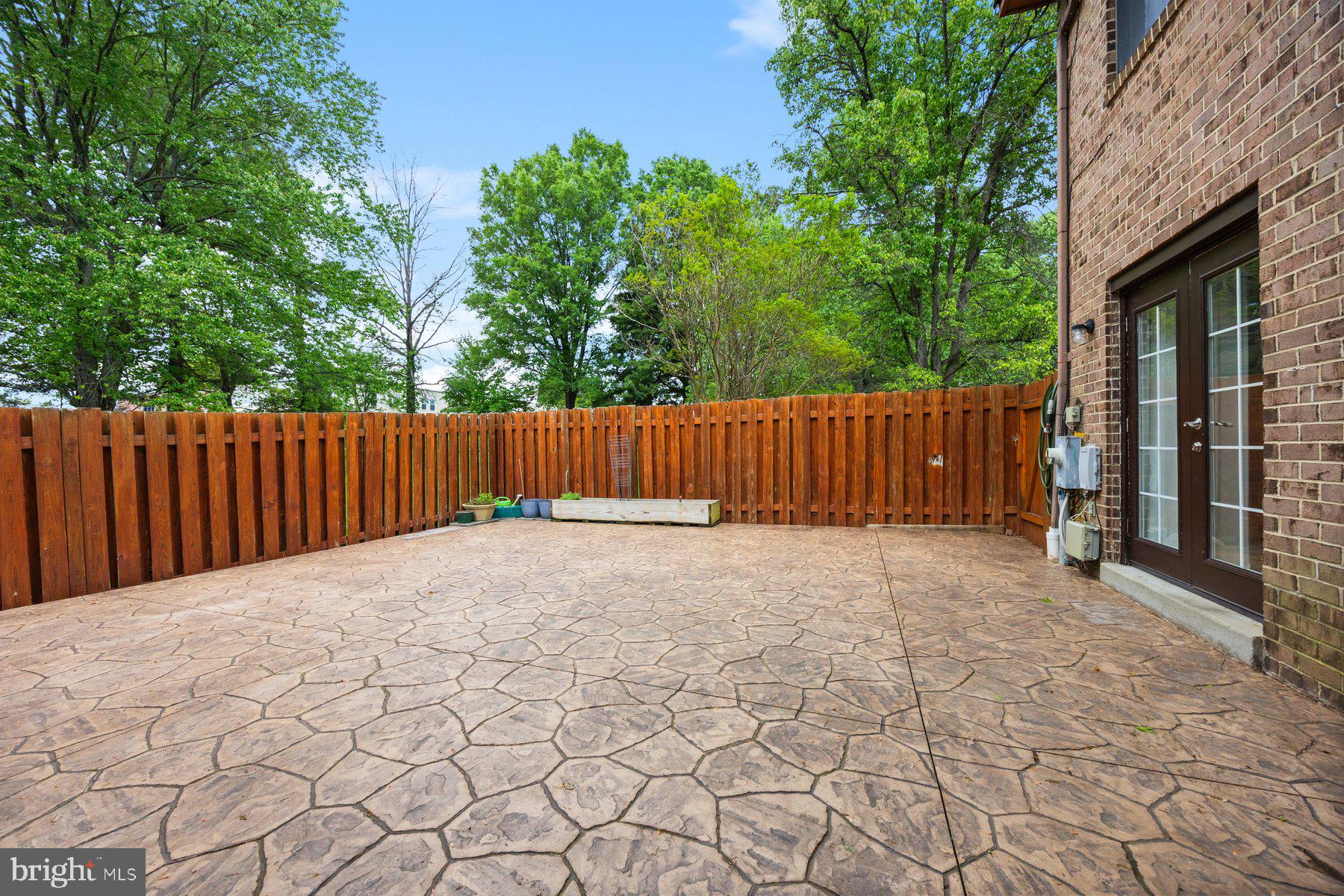 5358 ELIOTS OAK ROAD