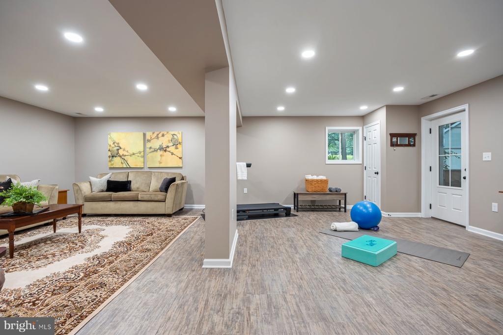 1362 DRIVER ROAD
