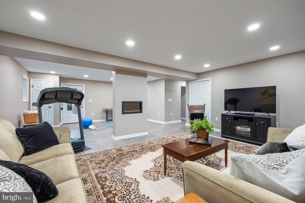 1362 DRIVER ROAD