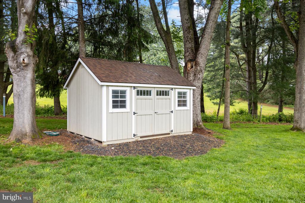 1362 DRIVER ROAD