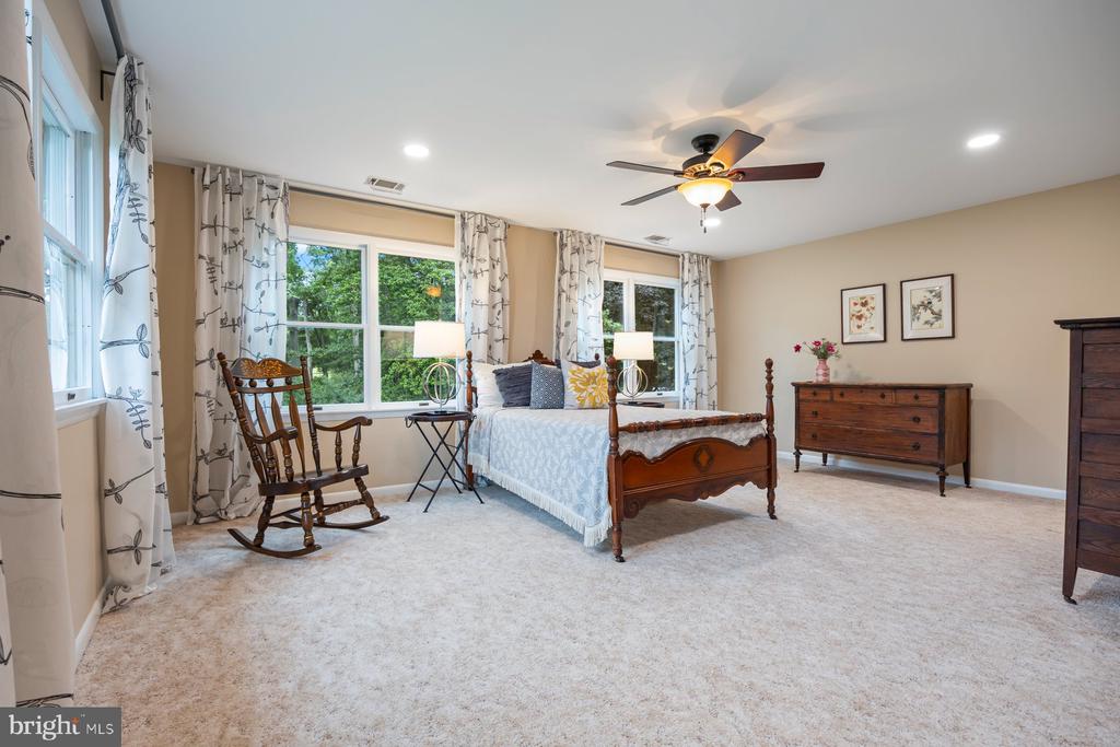 1362 DRIVER ROAD