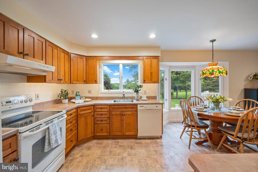 1362 DRIVER ROAD