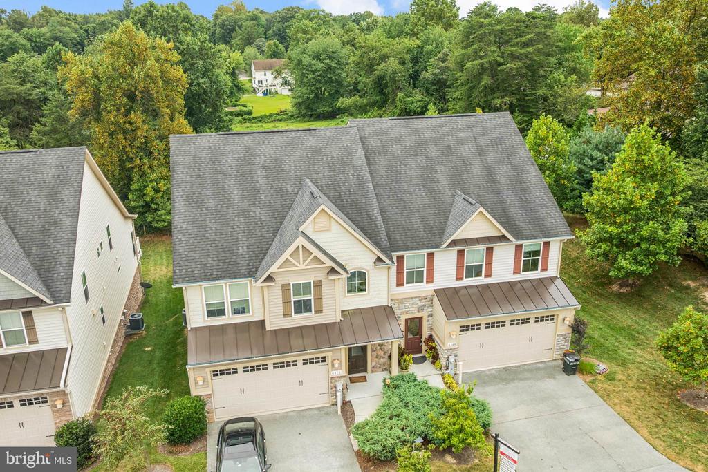 6468 PARK FOREST CIRCLE