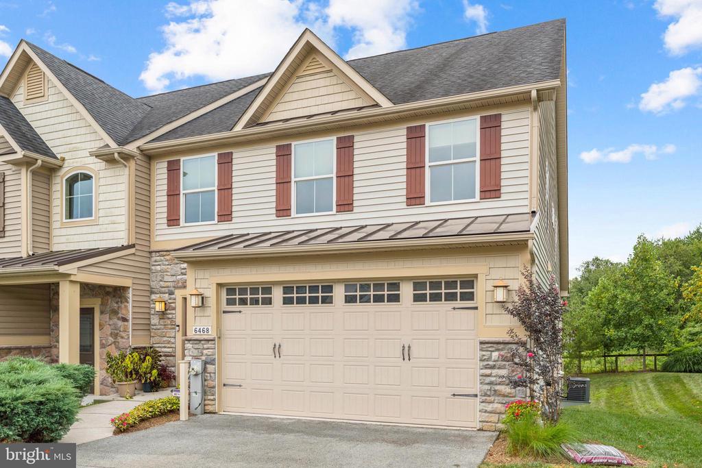 6468 PARK FOREST CIRCLE